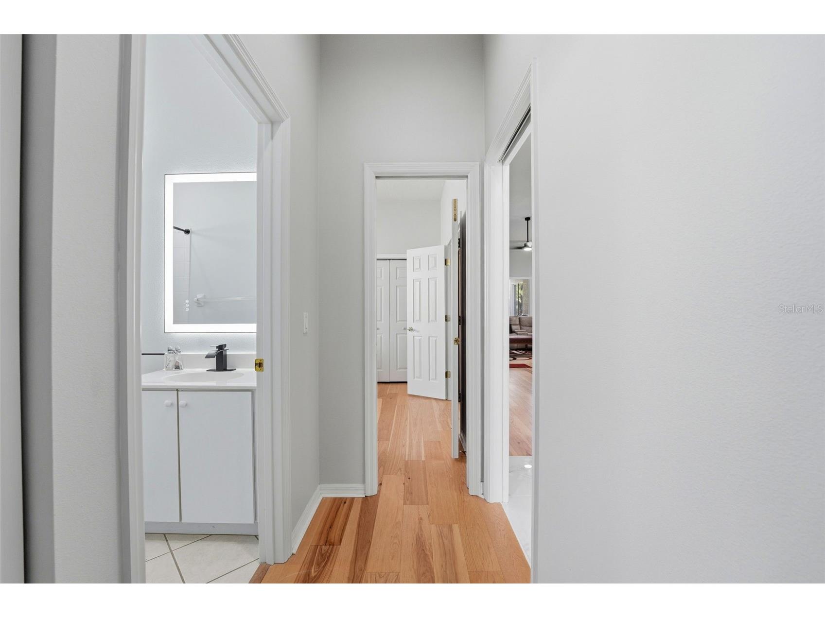 132 Tall Trees Court Sarasota FL 34232 A4689367 image26