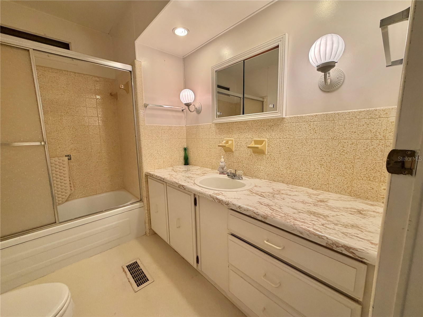 132 Tamarisk Way Leesburg FL 34748 G5113104 image24
