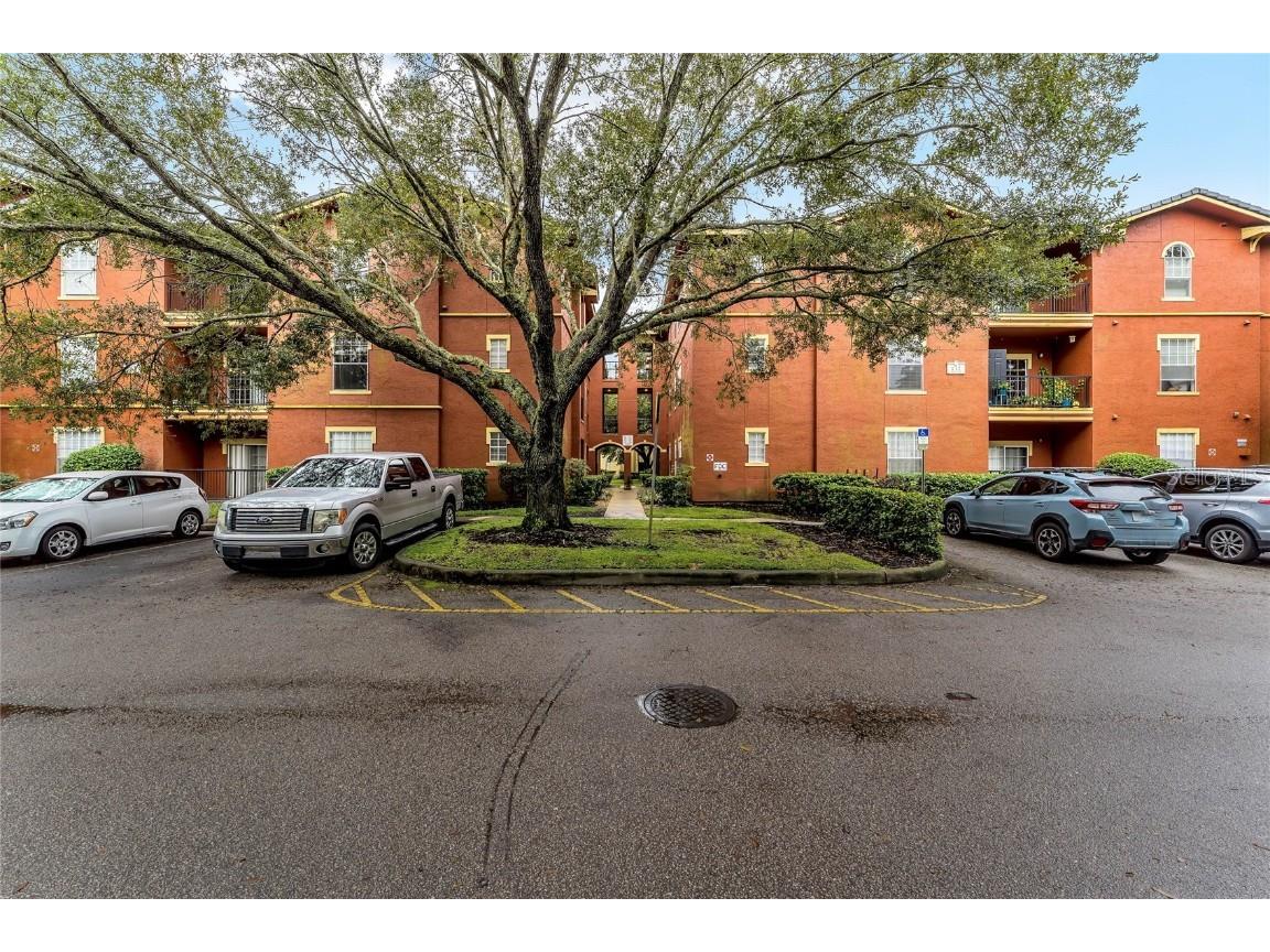 132 Vista Verdi Circle #220 Lake Mary FL 32746 O6249360 image2