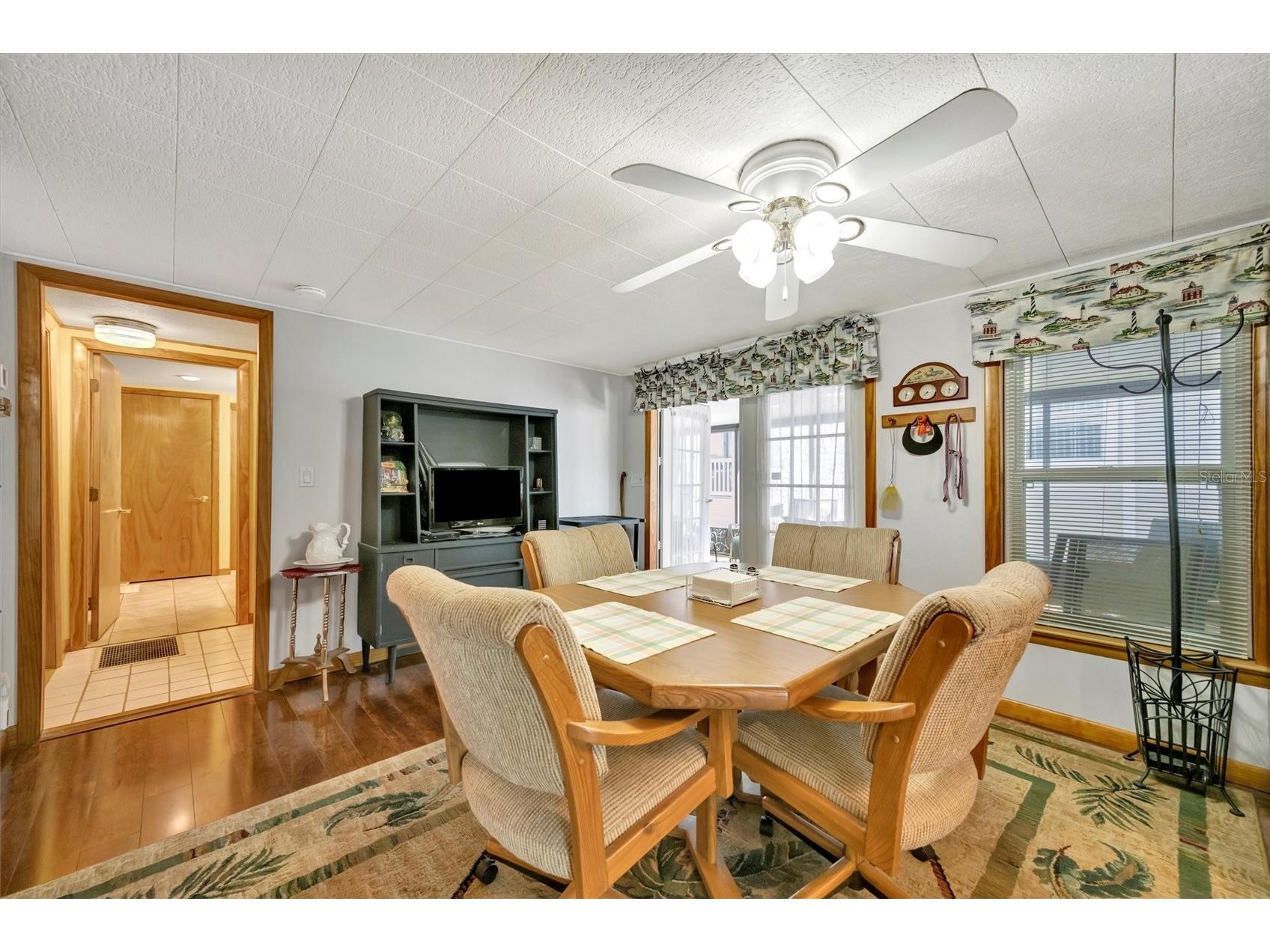 132 W Saint Lucia Loop Apollo Beach FL 33572 TB8472668 image14