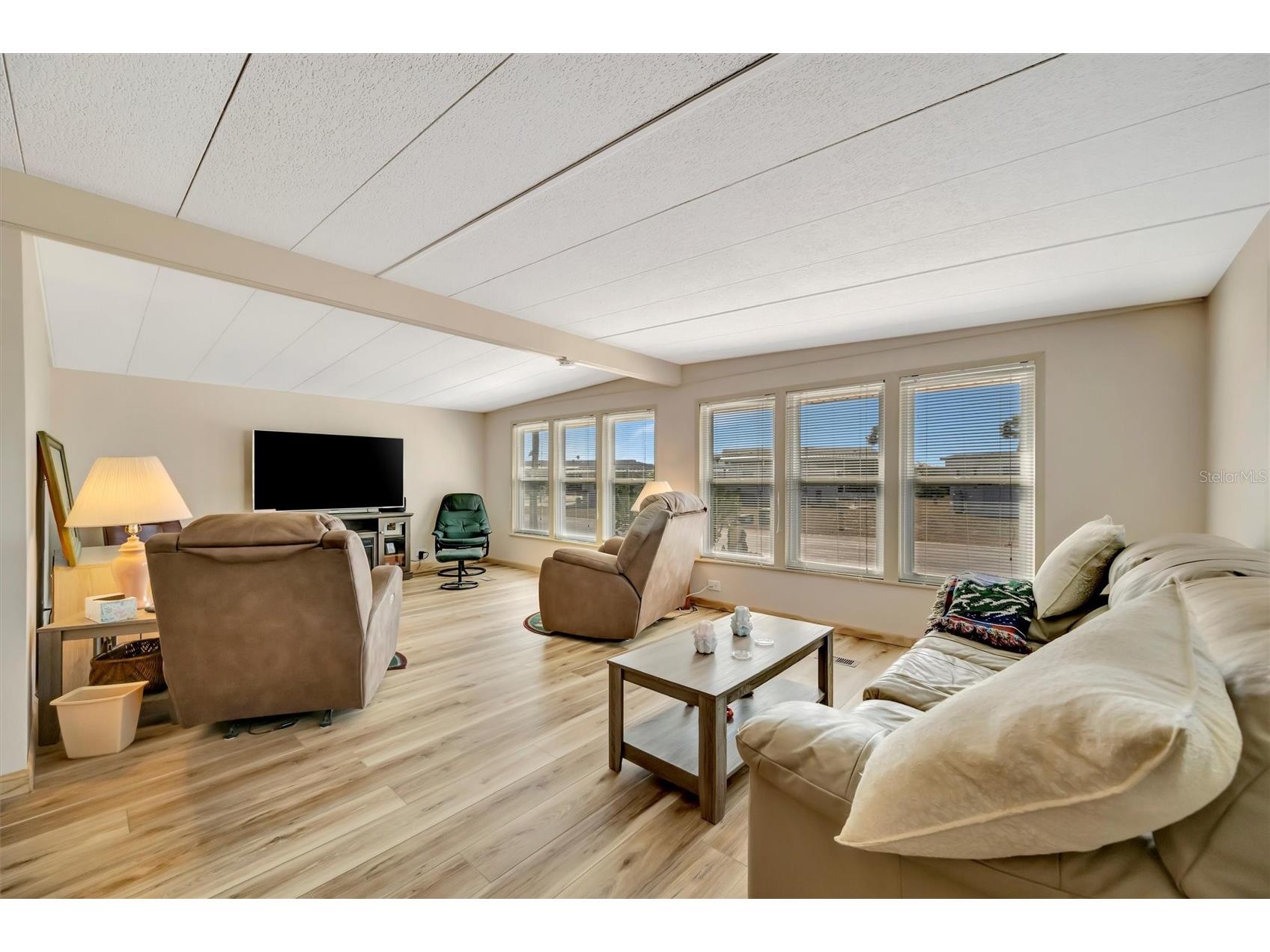 132 W Saint Lucia Loop Apollo Beach FL 33572 TB8472668 image19