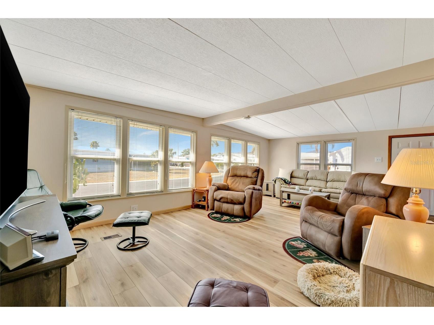 132 W Saint Lucia Loop Apollo Beach FL 33572 TB8472668 image23