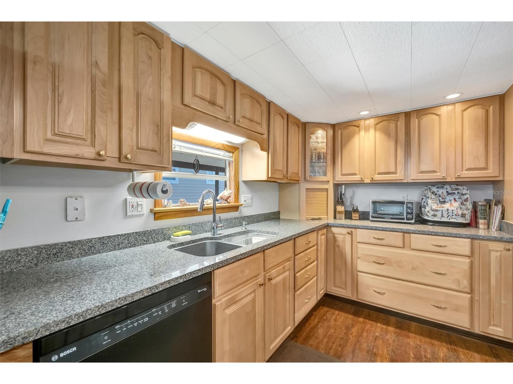 132 W Saint Lucia Loop Apollo Beach FL 33572 TB8472668 image6