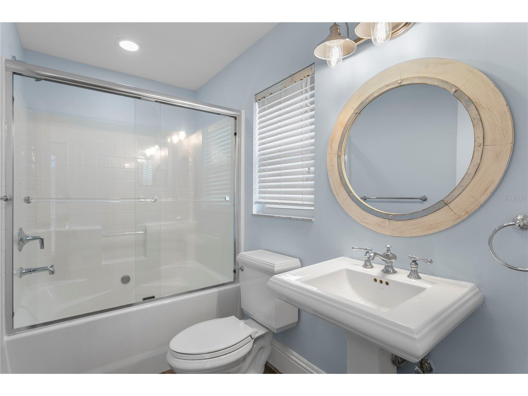 1320 52nd Avenue NE Saint Petersburg FL 33703 TB8457340 image36