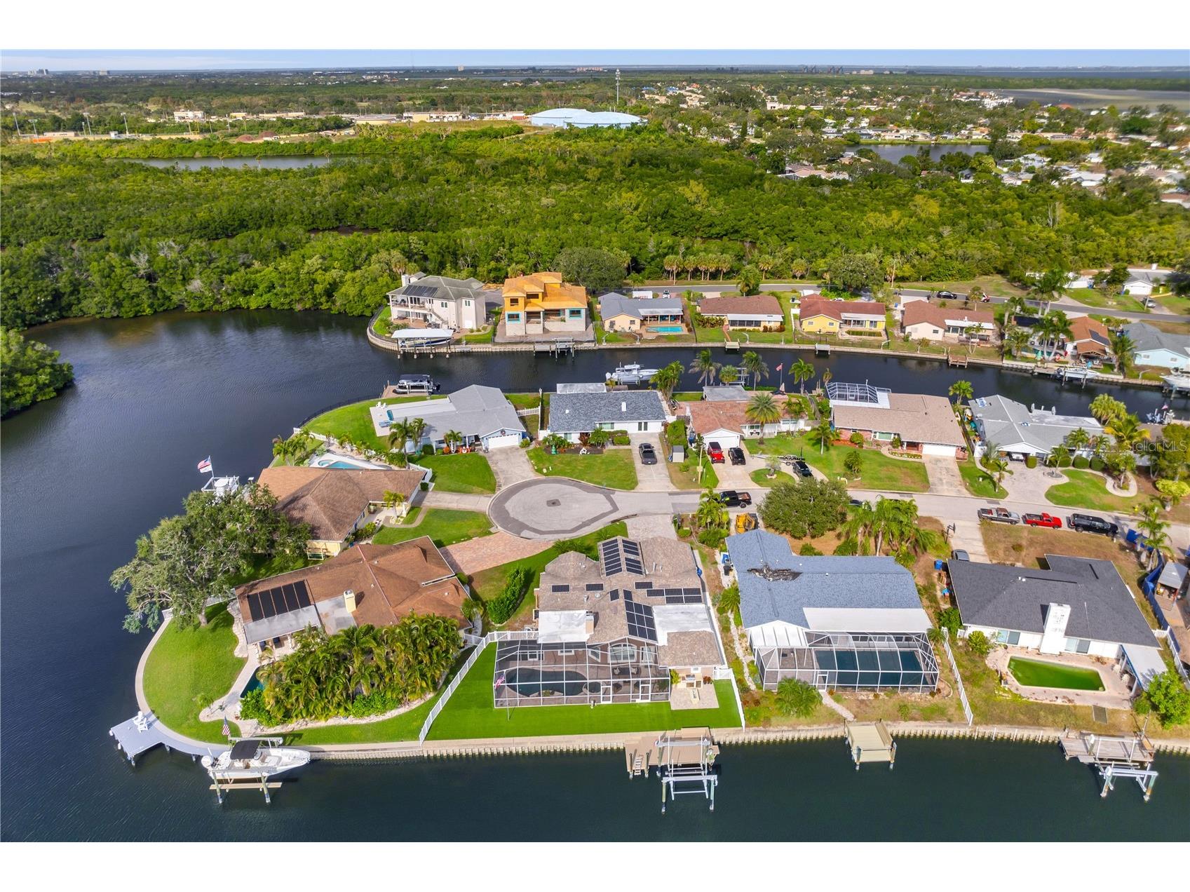 1320 52nd Avenue NE Saint Petersburg FL 33703 TB8457340 image77