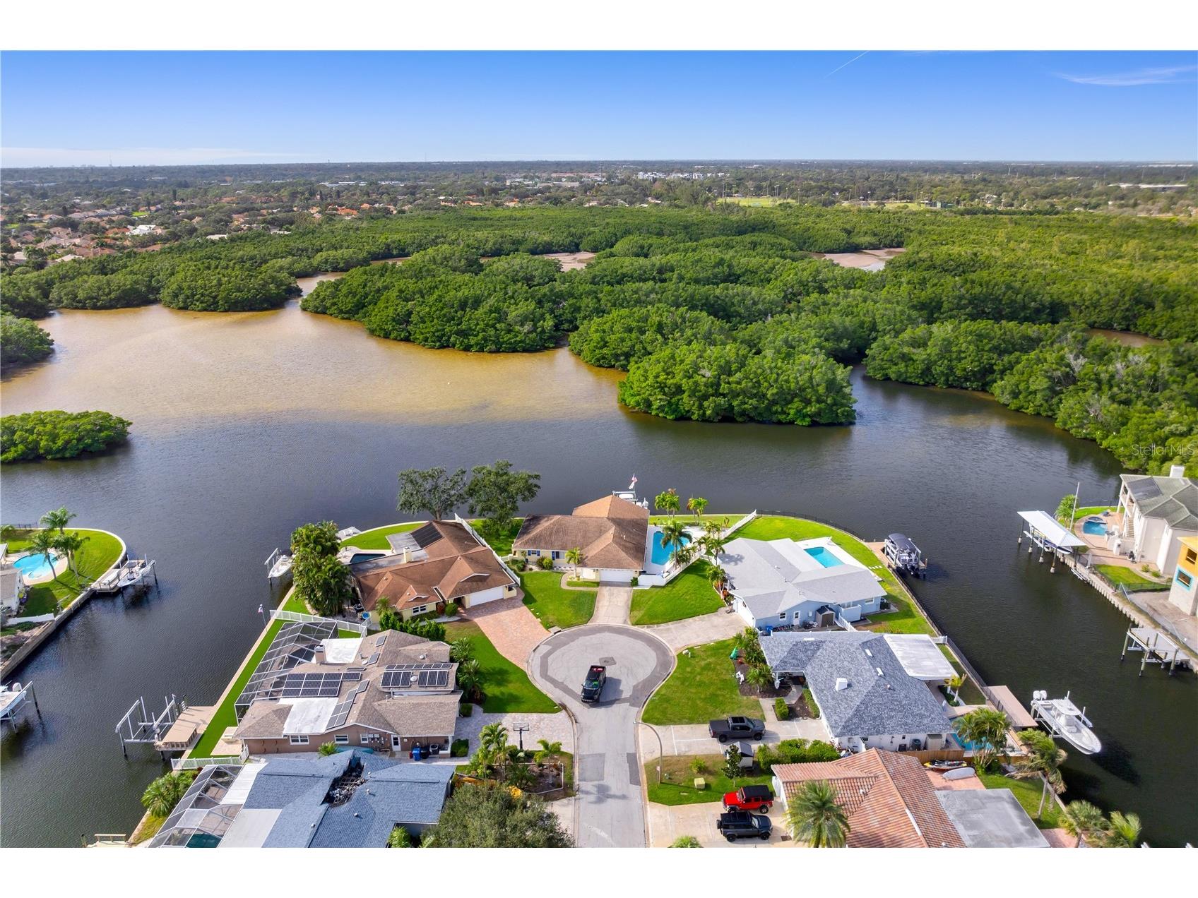1320 52nd Avenue NE Saint Petersburg FL 33703 TB8457340 image79