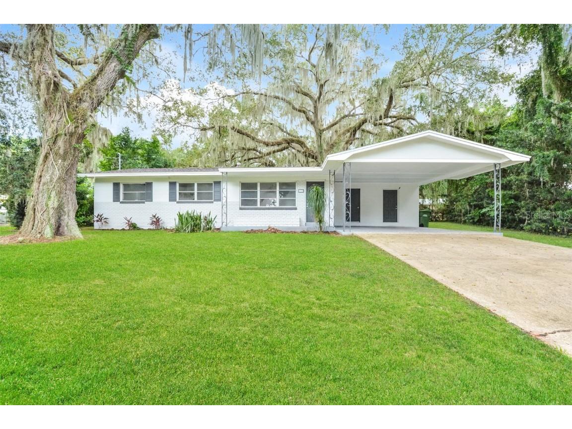 1320 Cambridge Drive Leesburg FL 34748 O6134587 image1