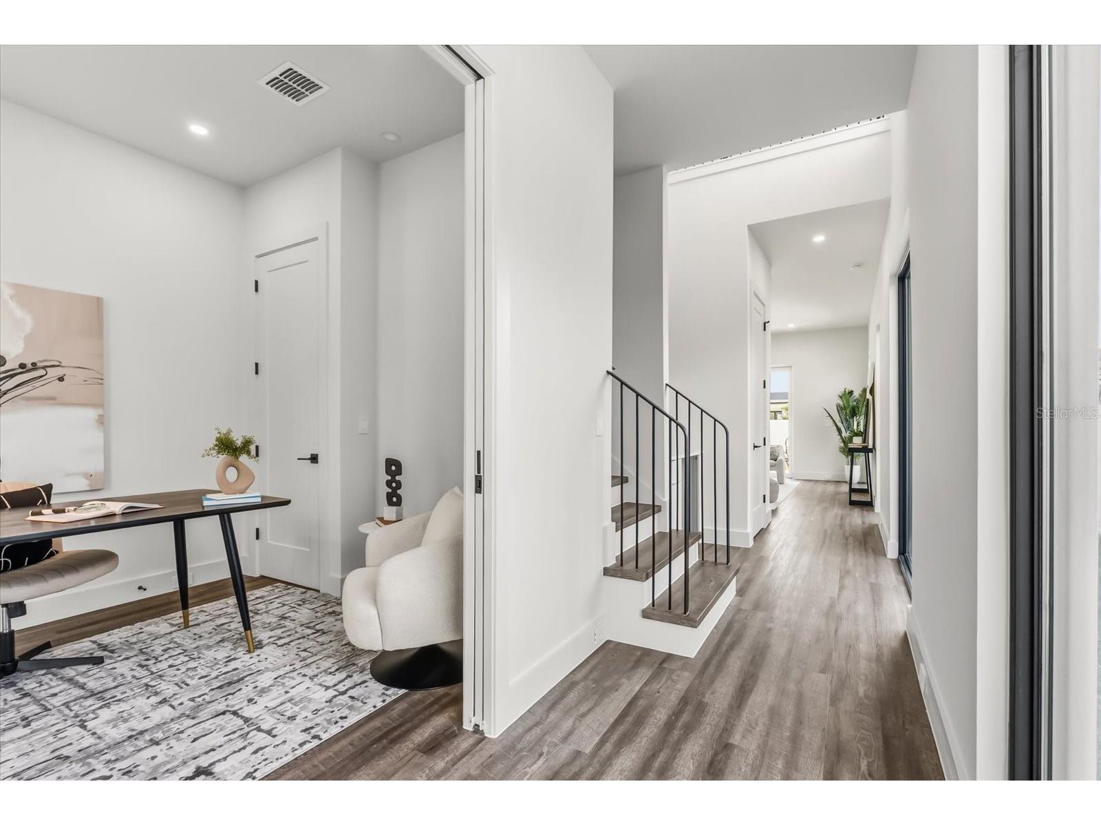 1320 Cloverlawn Avenue Orlando FL 32806 O6385280 image17