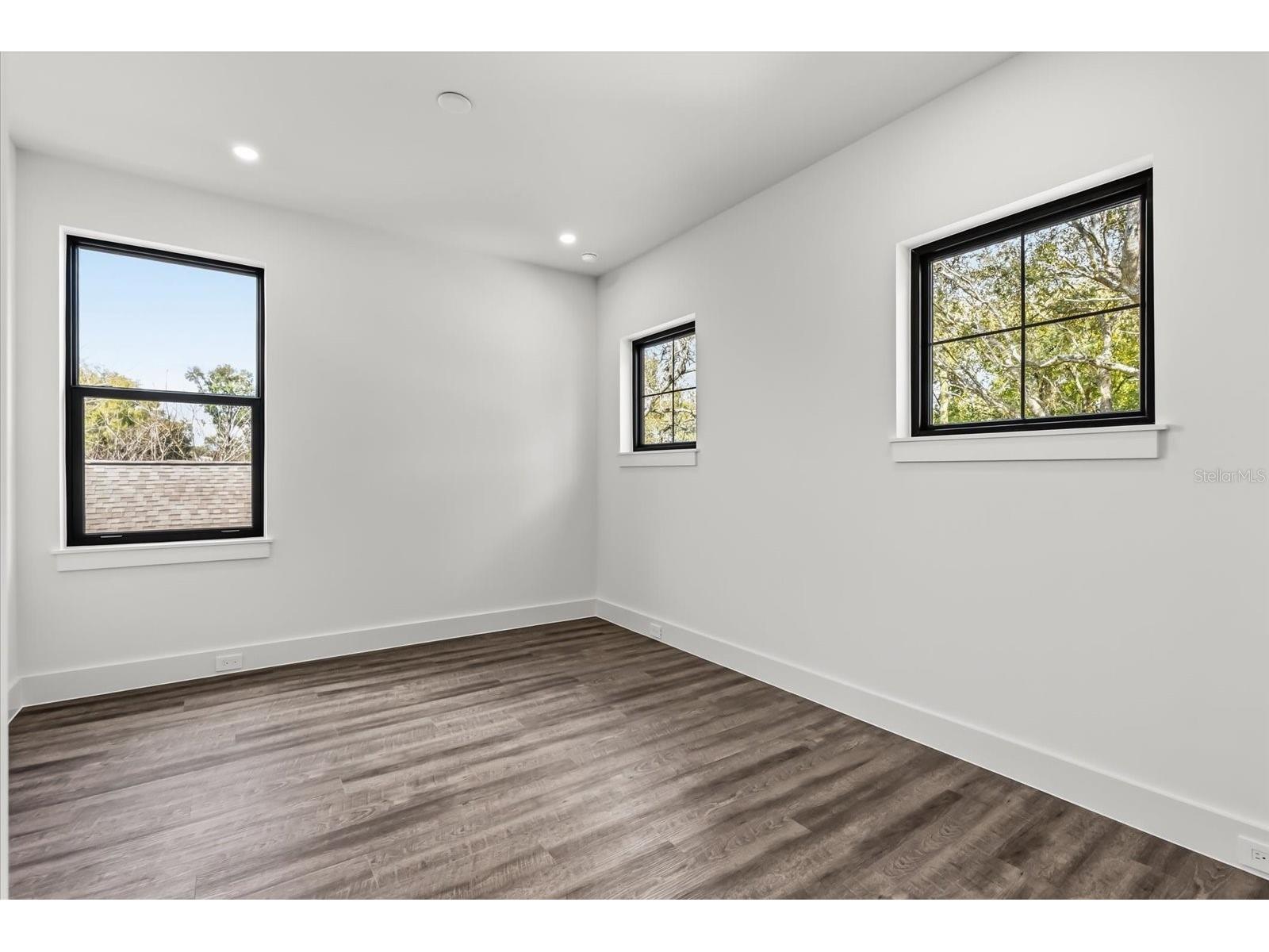 1320 Cloverlawn Avenue Orlando FL 32806 O6385280 image31