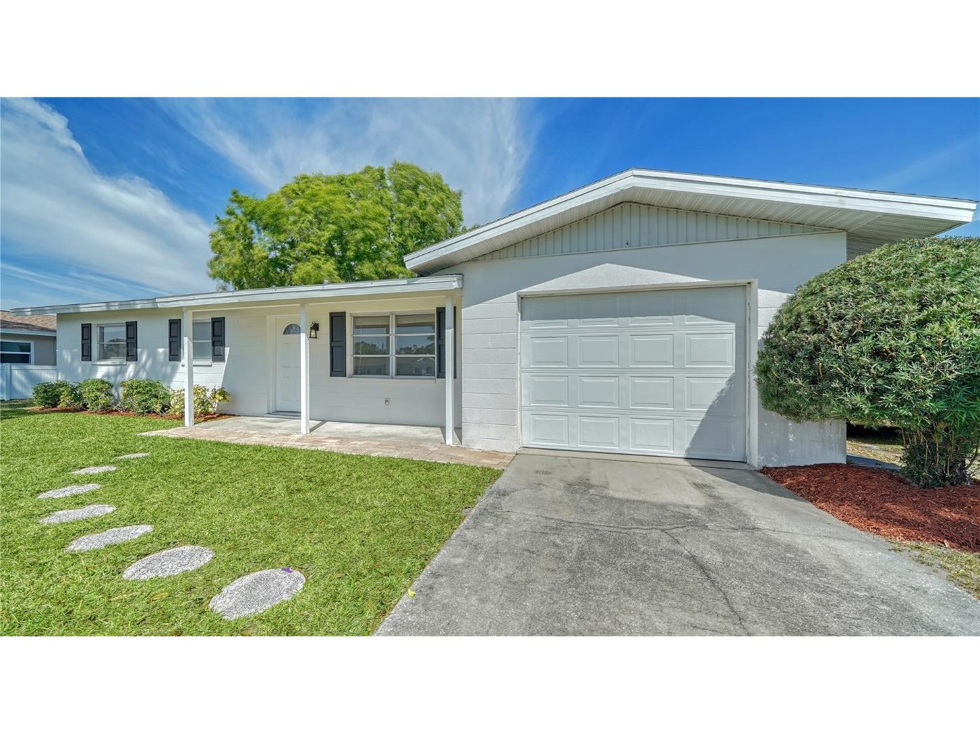 1320 Cypress Avenue Venice FL 34285 A4601261 image1