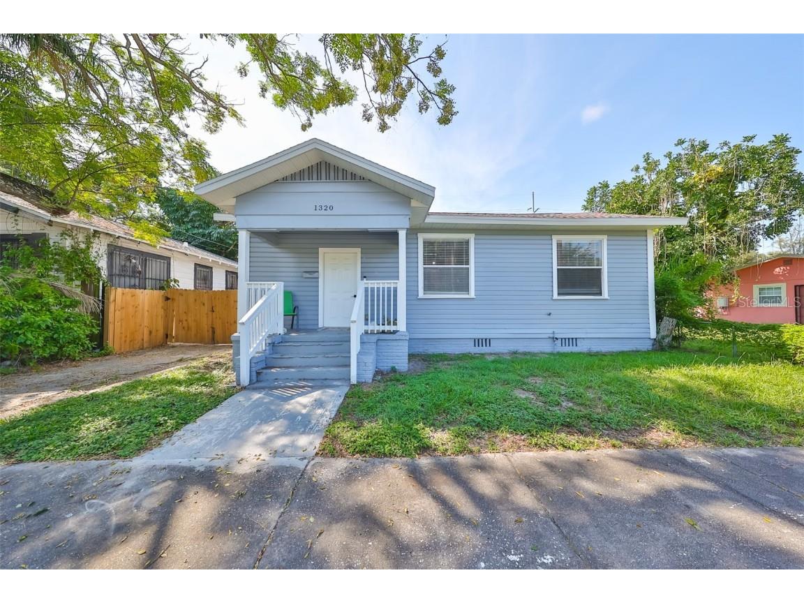 1320 James Avenue S Saint Petersburg FL 33705 TB8305081 image1