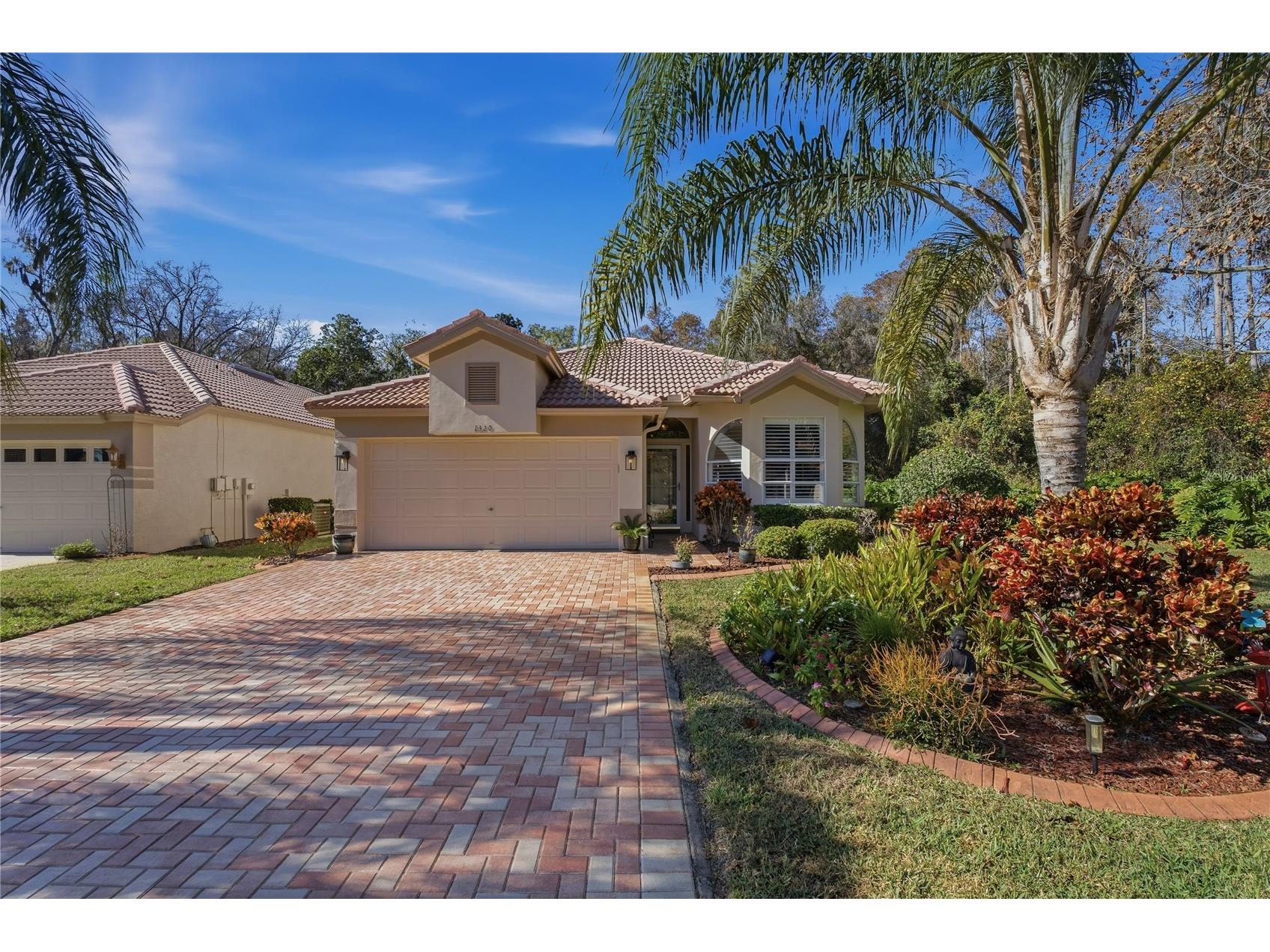 1320 Lindenwood Drive Tarpon Springs FL 34688 W7881084 image1