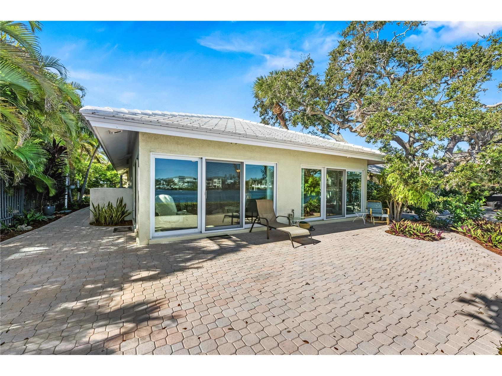 1320 Moonmist Drive #B-11 Sarasota FL 34242 - LITTLE SARASOTA BAY A4679270 image10