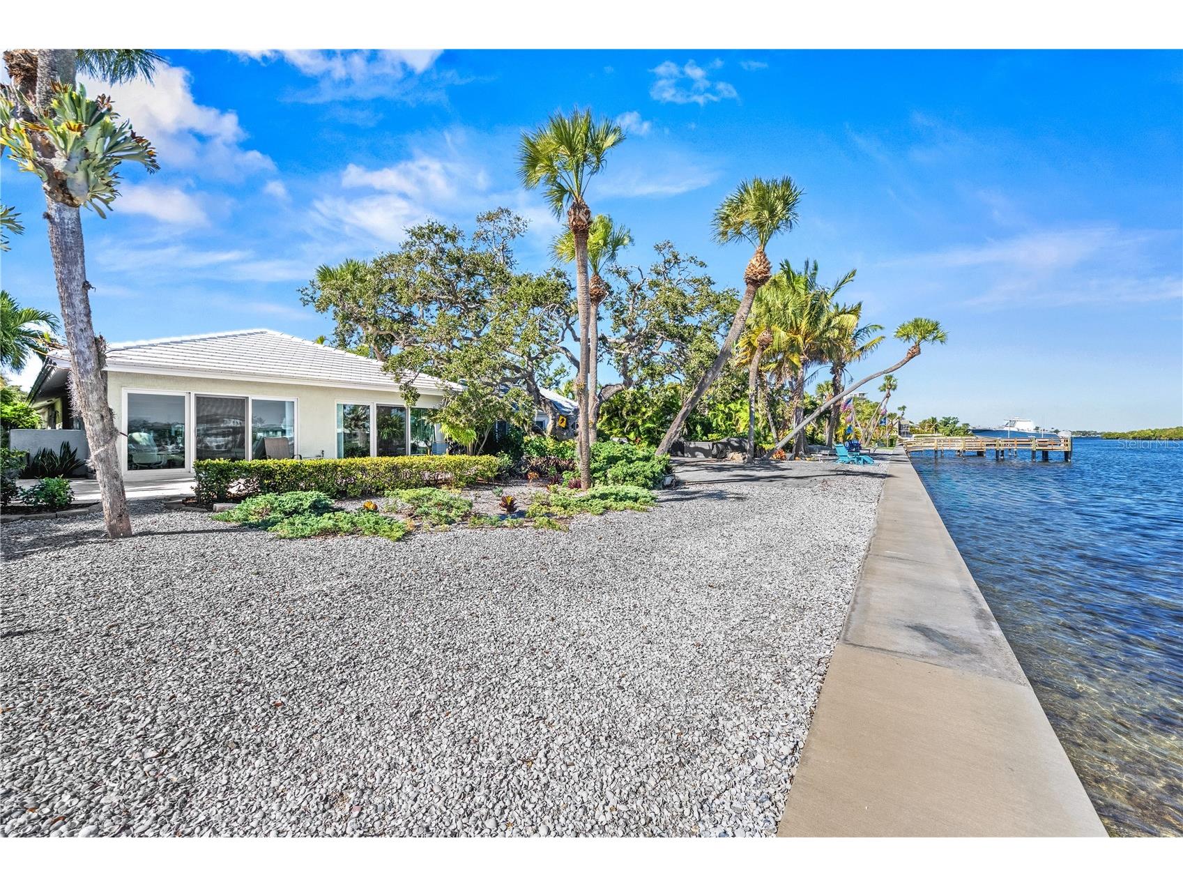 1320 Moonmist Drive #B-11 Sarasota FL 34242 - LITTLE SARASOTA BAY A4679270 image14