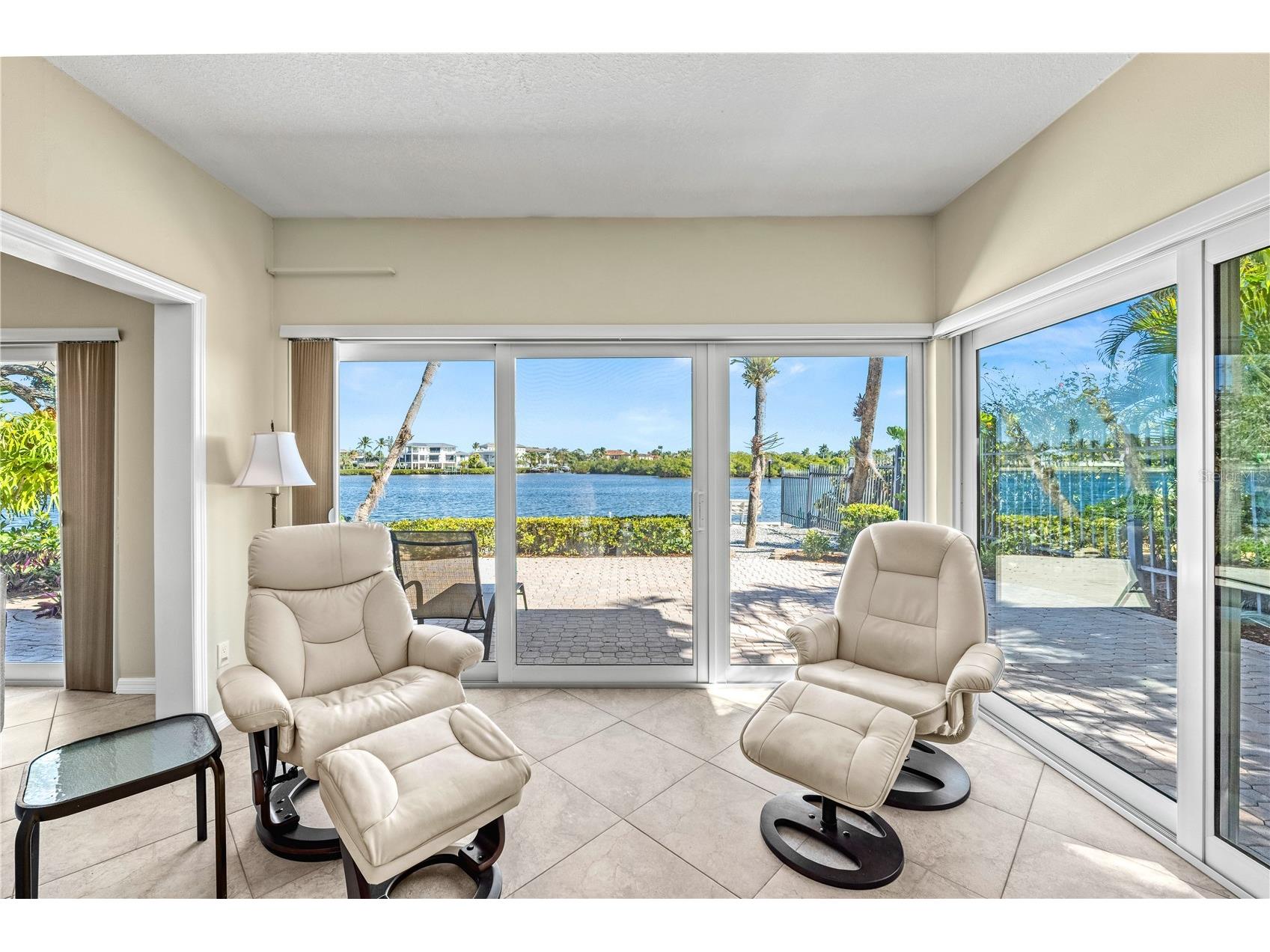 1320 Moonmist Drive #B-11 Sarasota FL 34242 - LITTLE SARASOTA BAY A4679270 image2
