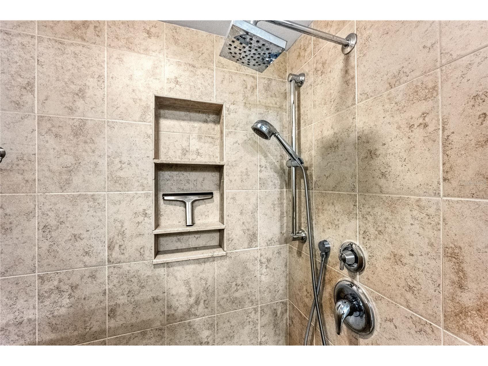 1320 Moonmist Drive #B-11 Sarasota FL 34242 - LITTLE SARASOTA BAY A4679270 image44