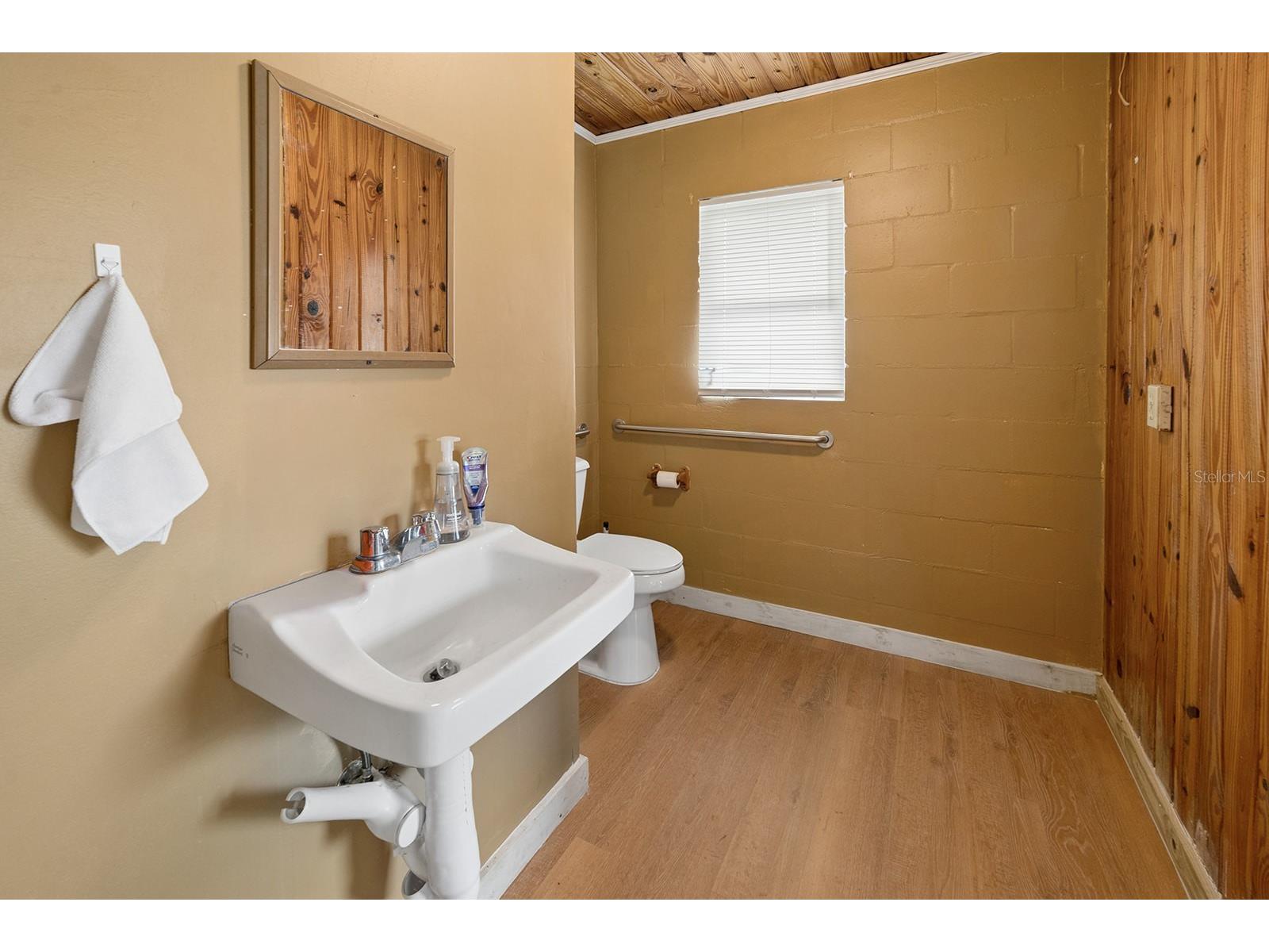 1320 N Temple Avenue Starke FL 32091 GC541988 image38