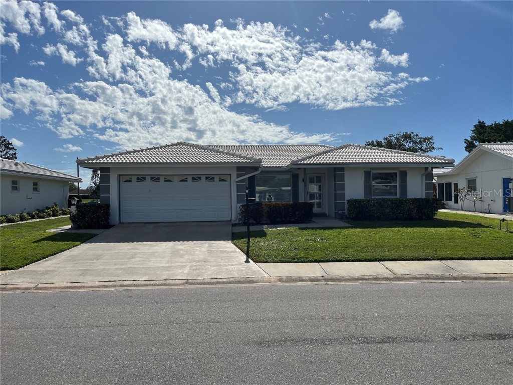 1320 Oakleaf Boulevard Bradenton FL 34208 A4597787 image1