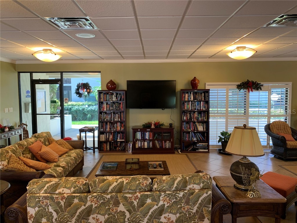 1320 Pasadena Avenue S #107 South Pasadena FL 33707 TB8430138 image30