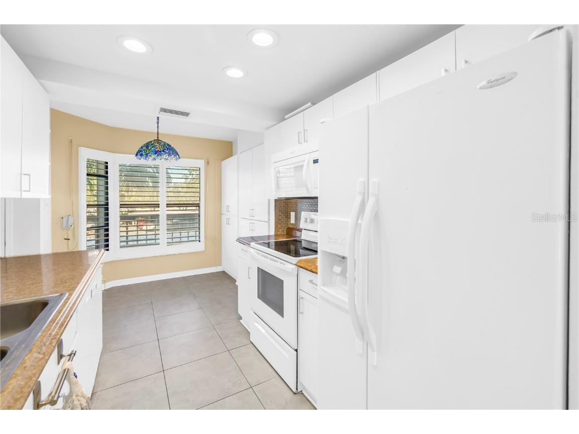 1320 Pasadena Avenue S #203 South Pasadena FL 33707 TB8445377 image14