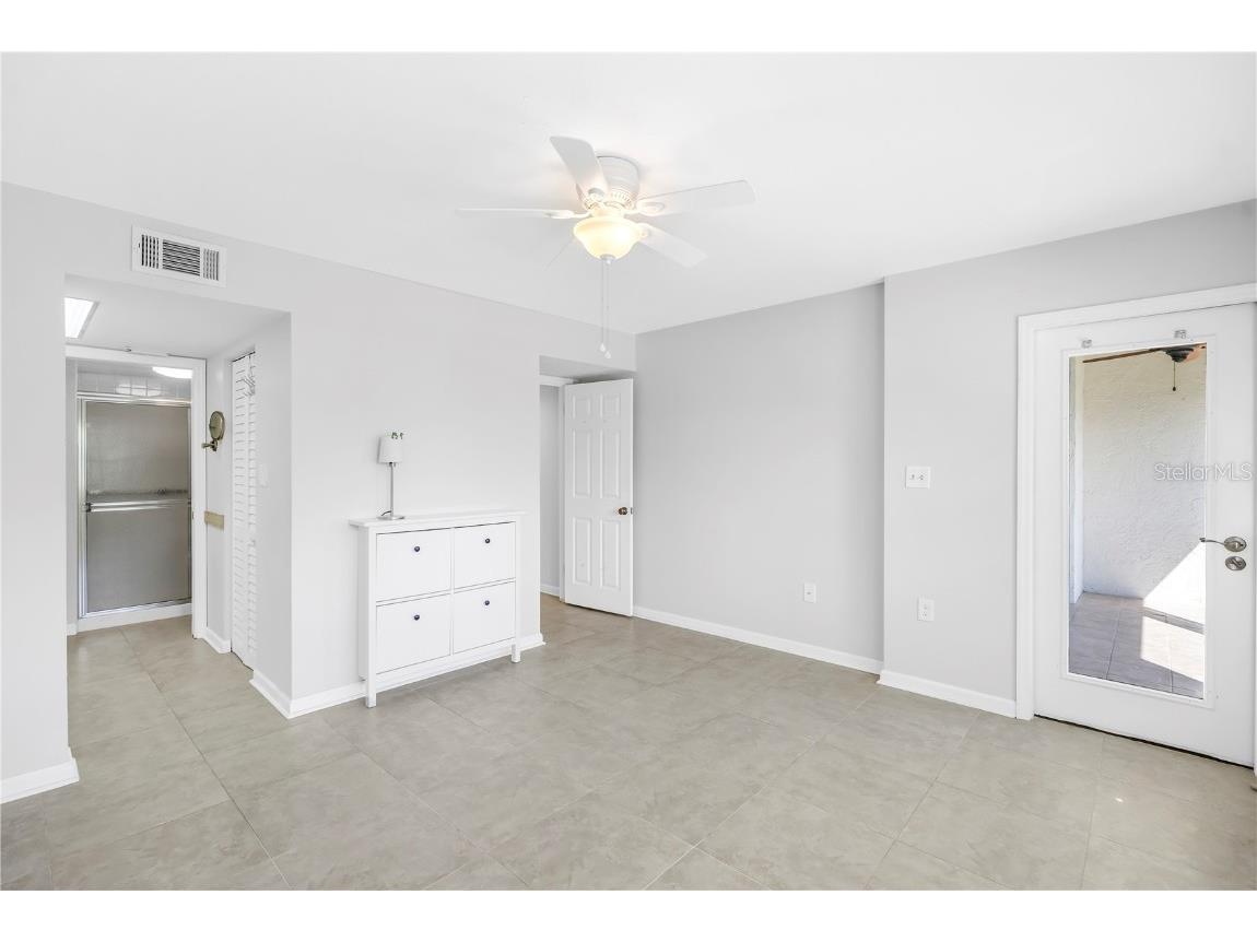 1320 Pasadena Avenue S #203 South Pasadena FL 33707 TB8445377 image21