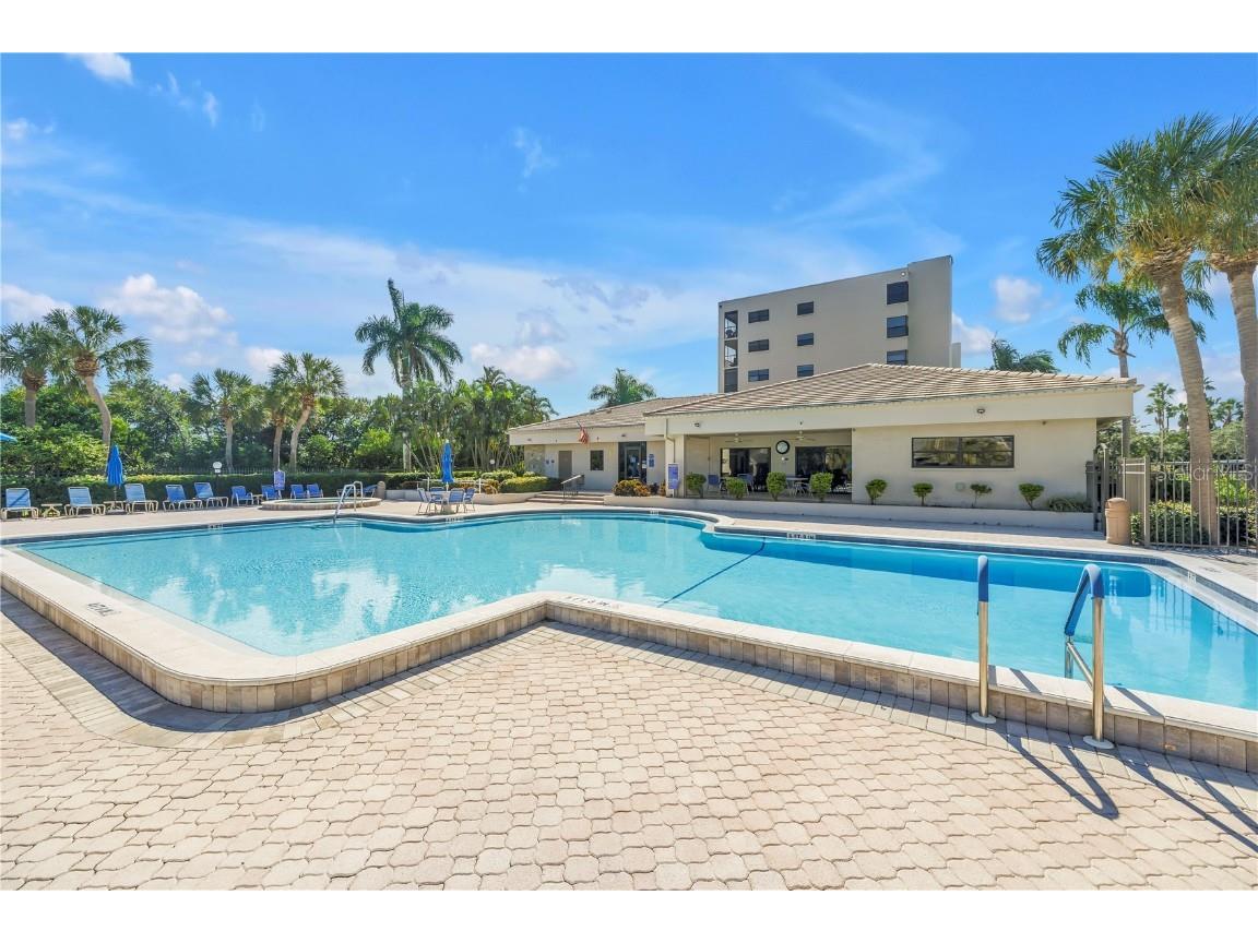 1320 Pasadena Avenue S #203 South Pasadena FL 33707 TB8445377 image39