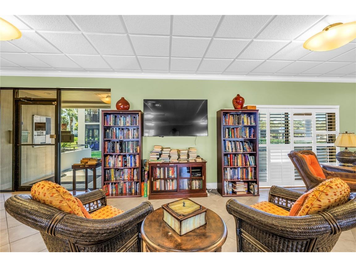 1320 Pasadena Avenue S #203 South Pasadena FL 33707 TB8445377 image49