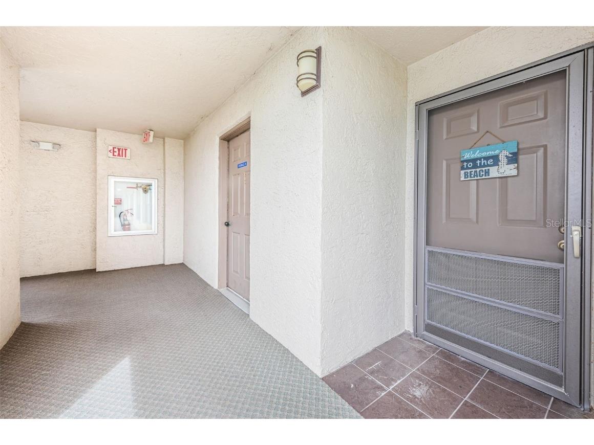 1320 Pasadena Avenue S #305 South Pasadena FL 33707 U8249957 image1