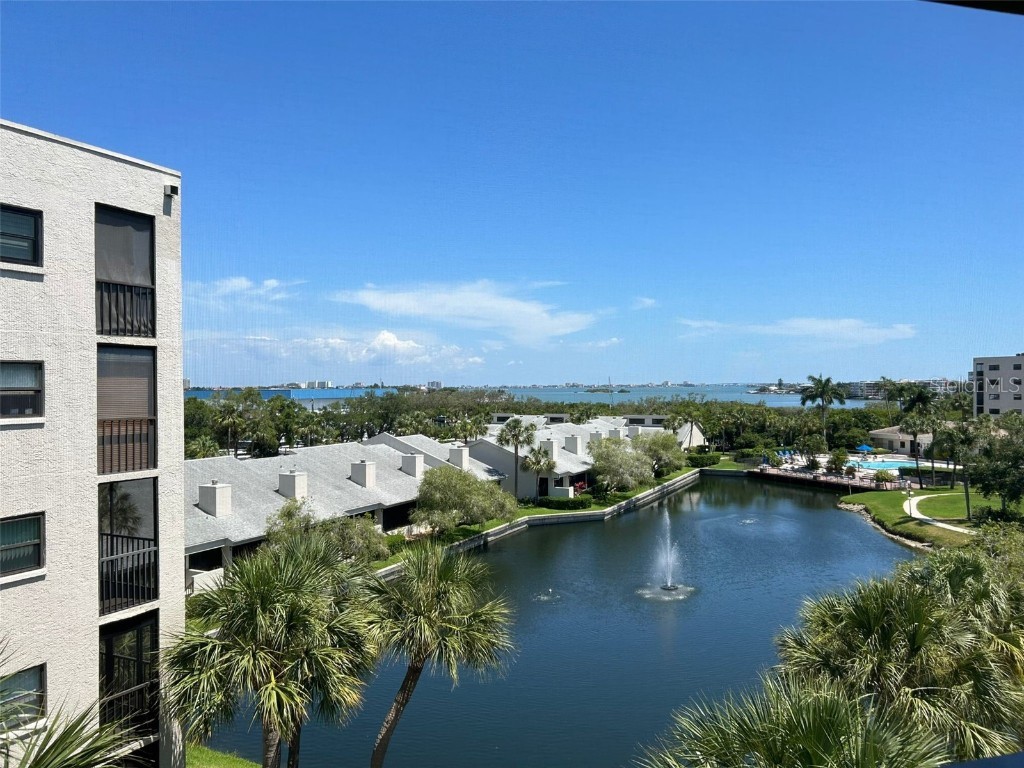 1320 Pasadena Avenue S #501 South Pasadena FL 33707 - BOCA CIEGA BAY U8247646 image1