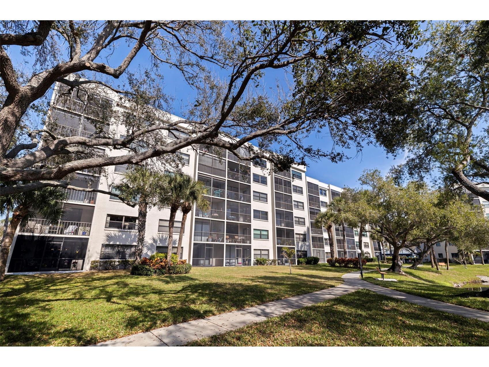 1320 Pasadena Avenue S #605 South Pasadena FL 33707 - BOCA CIEGA BAY TB8476311 image44