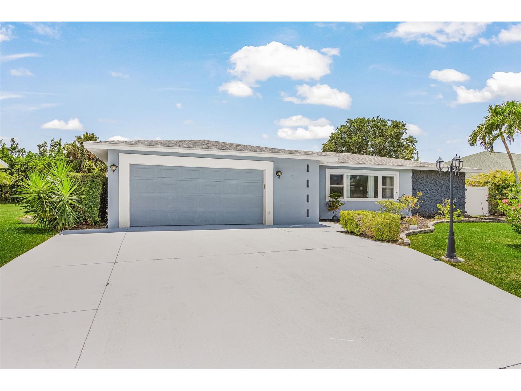 1320 SE 26th Terrace Cape Coral FL 33904 TB8510801 image1