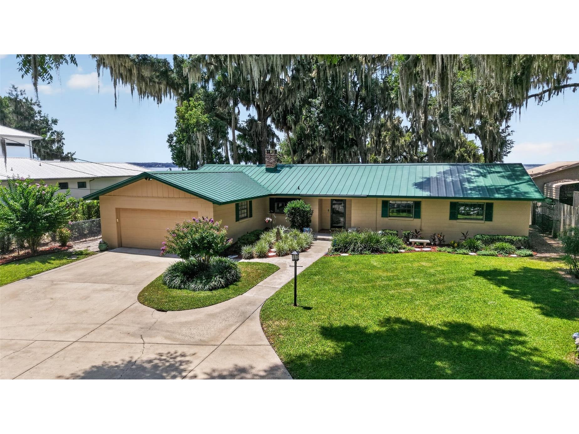 13200 E Highway 25 Ocklawaha FL 32179 - LAKE WEIR OM727638 image11