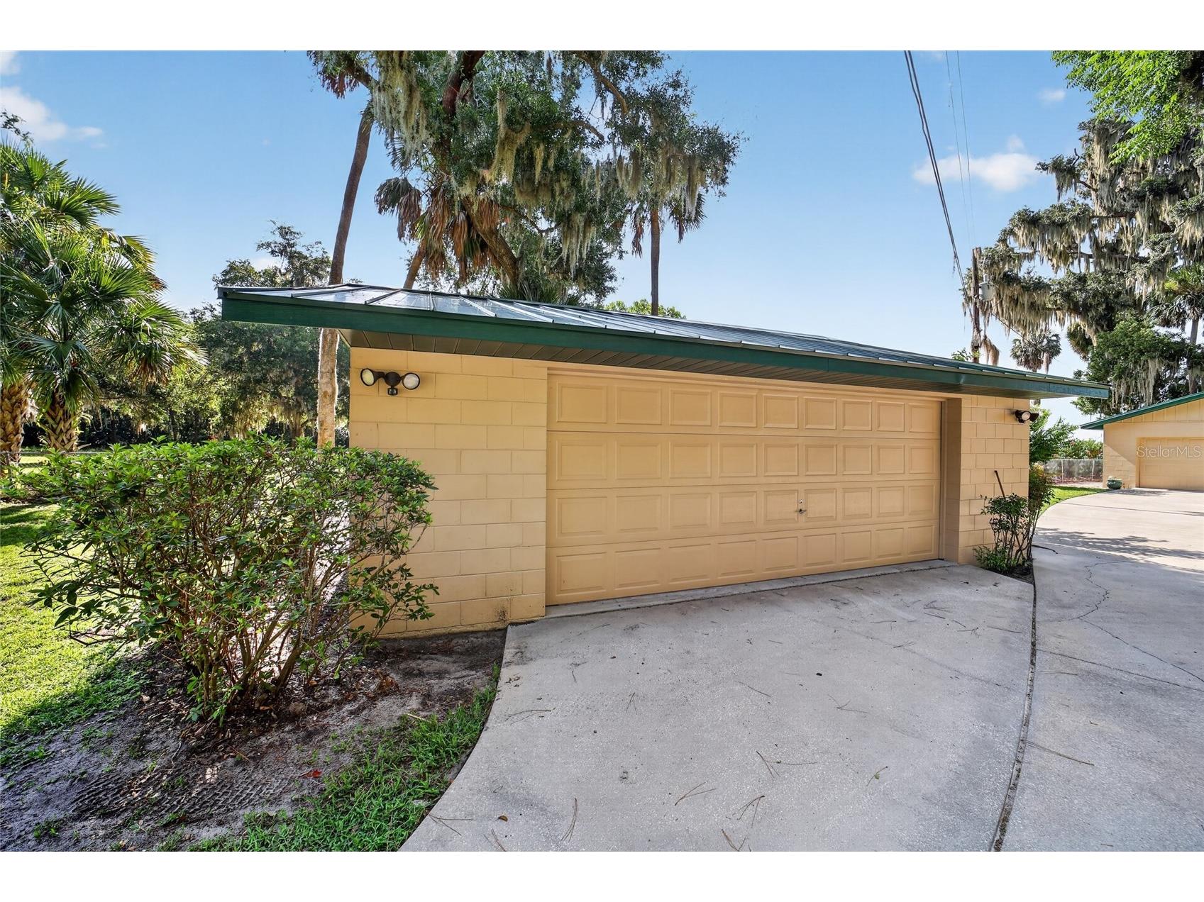 13200 E Highway 25 Ocklawaha FL 32179 - LAKE WEIR OM727638 image15