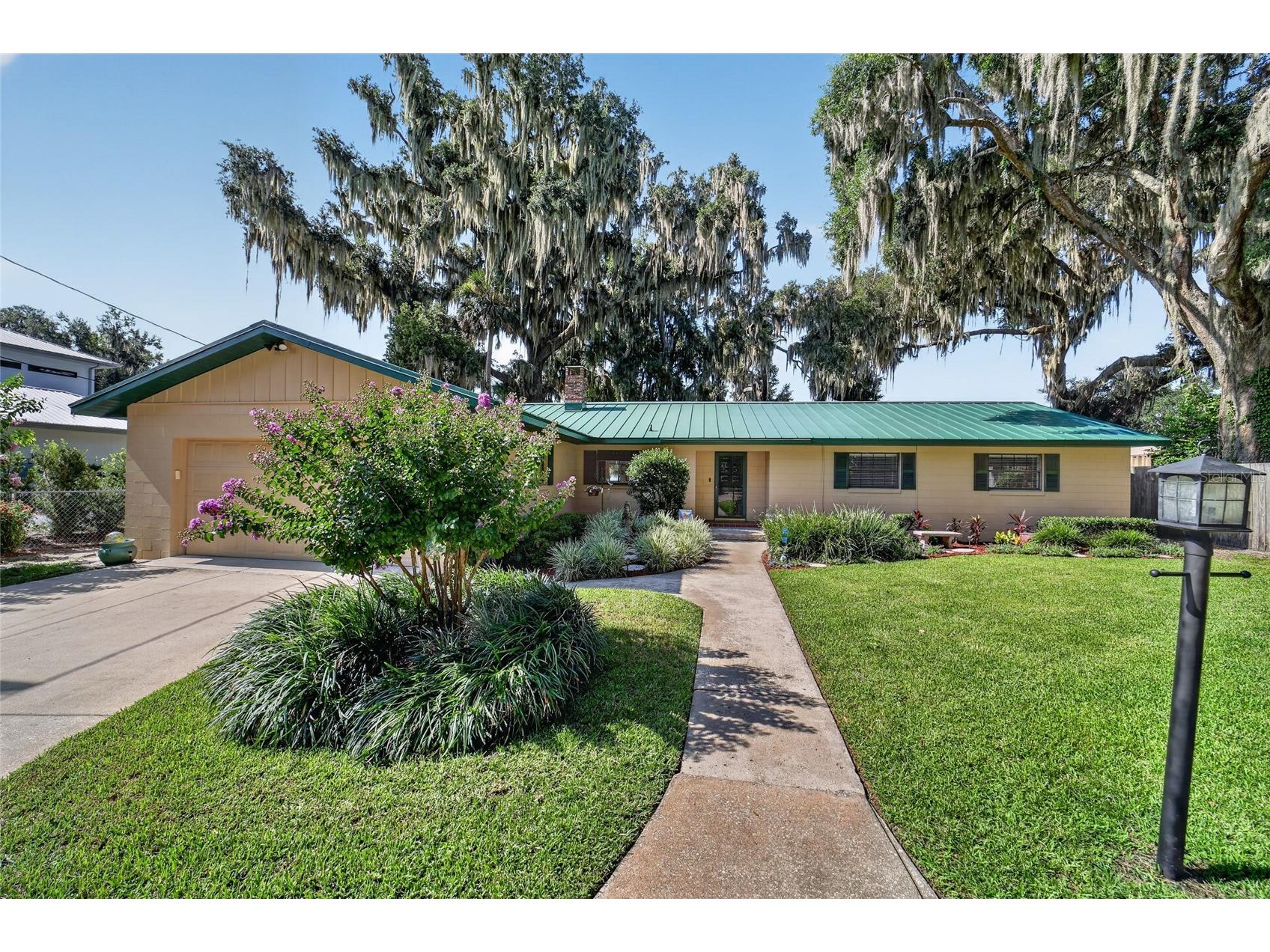 13200 E Highway 25 Ocklawaha FL 32179 - LAKE WEIR OM727638 image17