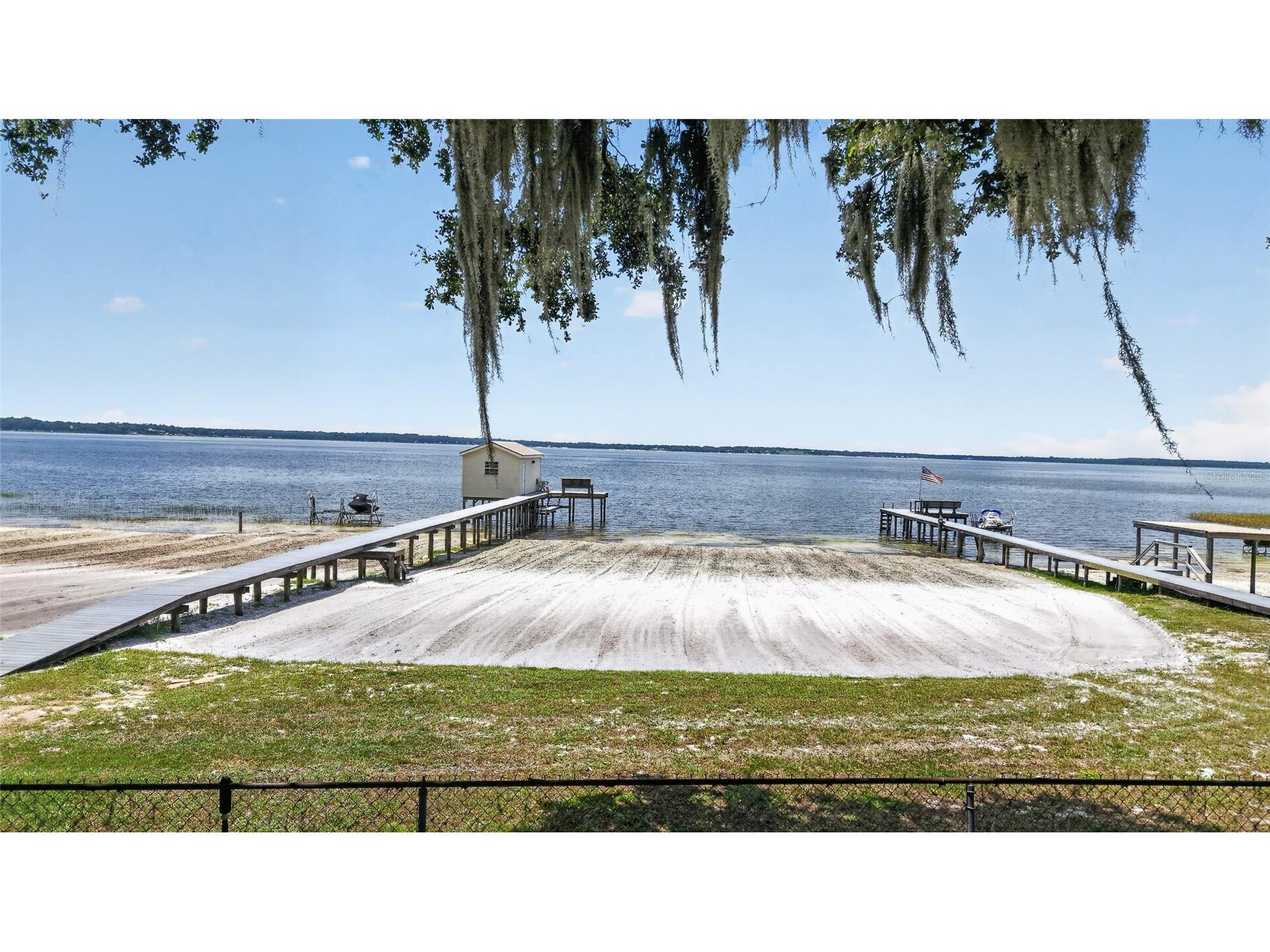 13200 E Highway 25 Ocklawaha FL 32179 - LAKE WEIR OM727638 image33