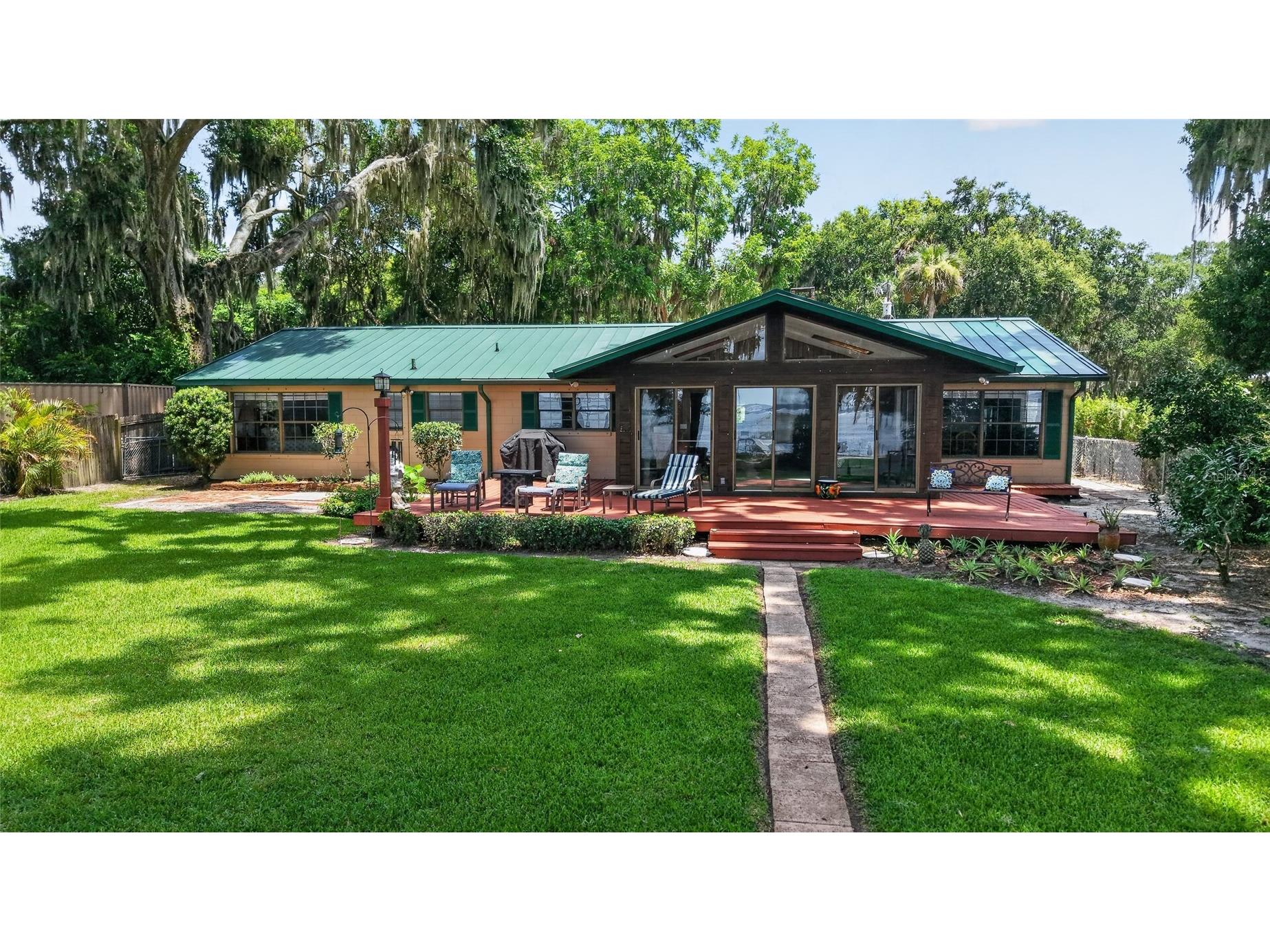 13200 E Highway 25 Ocklawaha FL 32179 - LAKE WEIR OM727638 image4