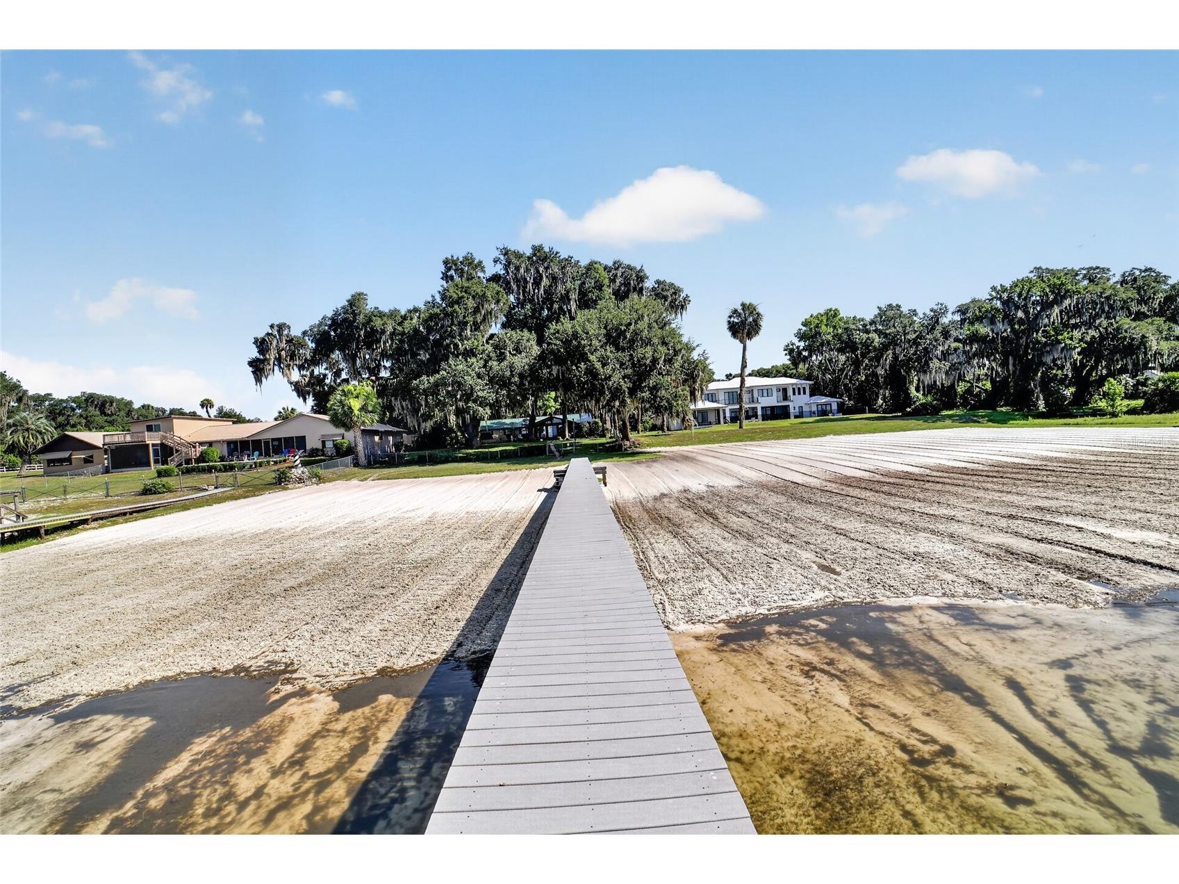 13200 E Highway 25 Ocklawaha FL 32179 - LAKE WEIR OM727638 image43