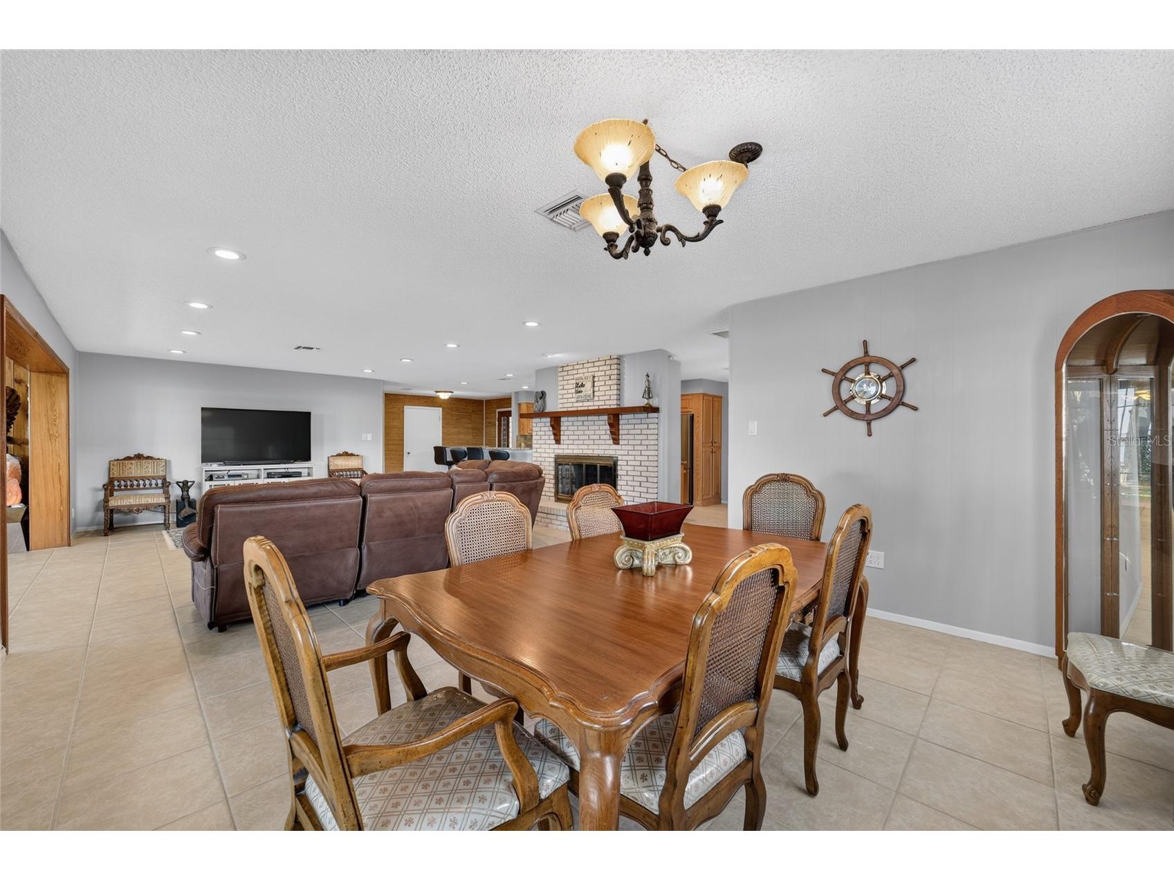 13200 E Highway 25 Ocklawaha FL 32179 - LAKE WEIR OM727638 image55