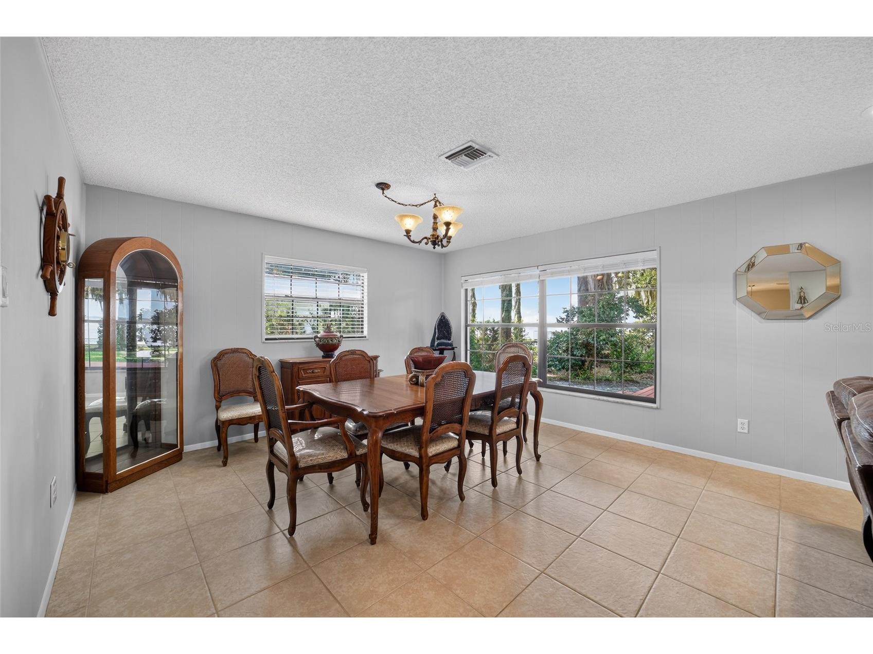 13200 E Highway 25 Ocklawaha FL 32179 - LAKE WEIR OM727638 image57