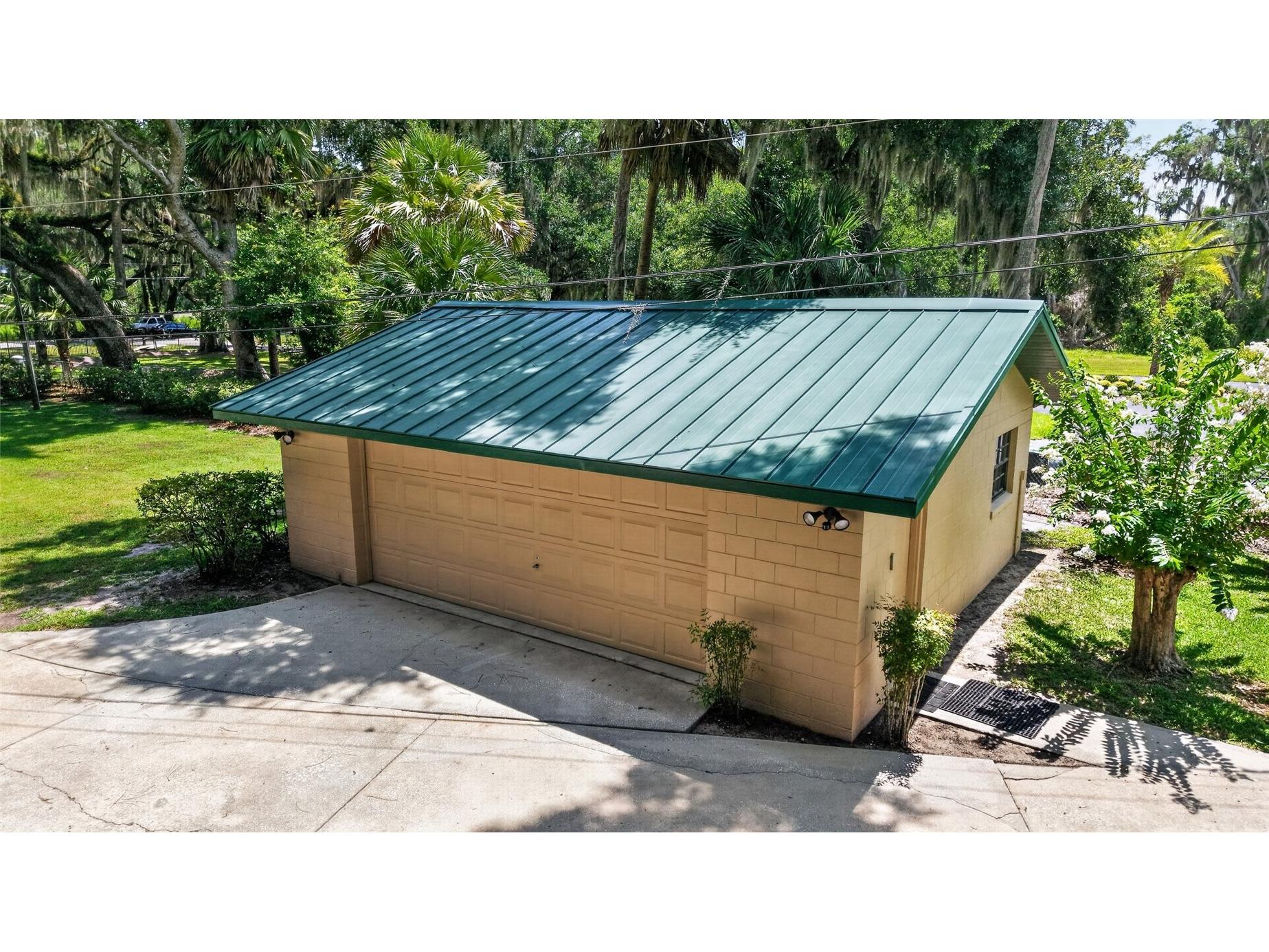 13200 E Highway 25 Ocklawaha FL 32179 - LAKE WEIR OM727638 image6