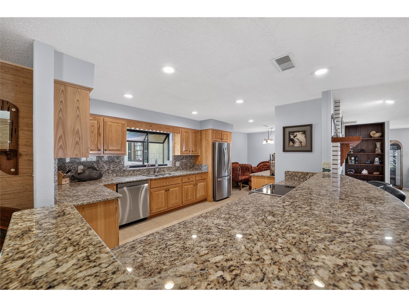 13200 E Highway 25 Ocklawaha FL 32179 - LAKE WEIR OM727638 image63