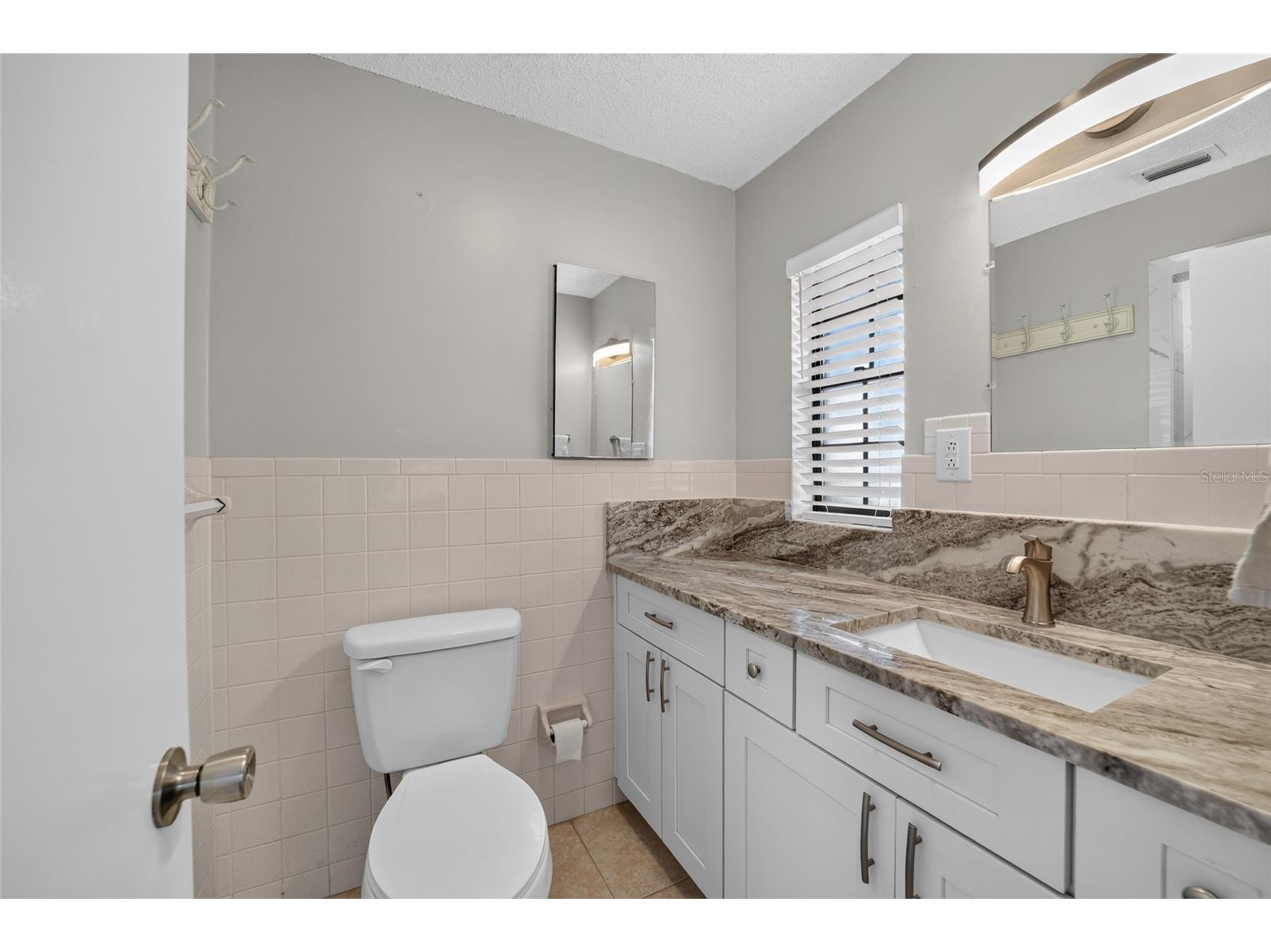 13200 E Highway 25 Ocklawaha FL 32179 - LAKE WEIR OM727638 image83