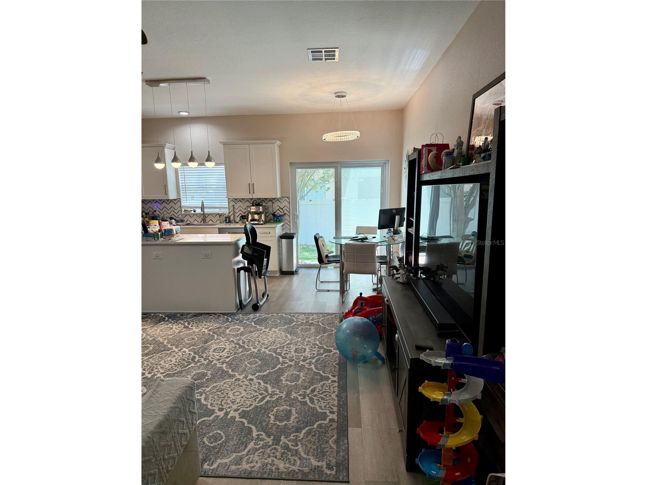 13201 Opal Court Largo FL 33773 TB8501758 image6