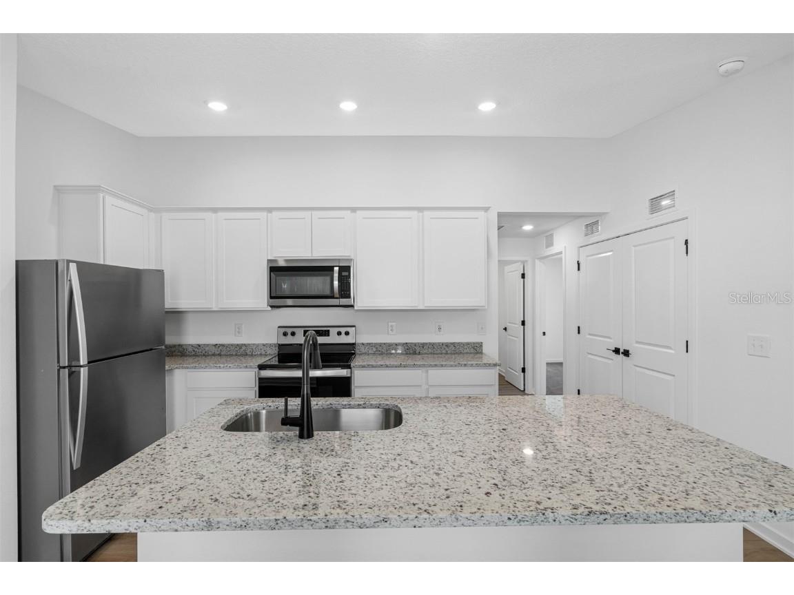 13201 Roxy Avenue Brooksville FL 34614 TB8420344 image2