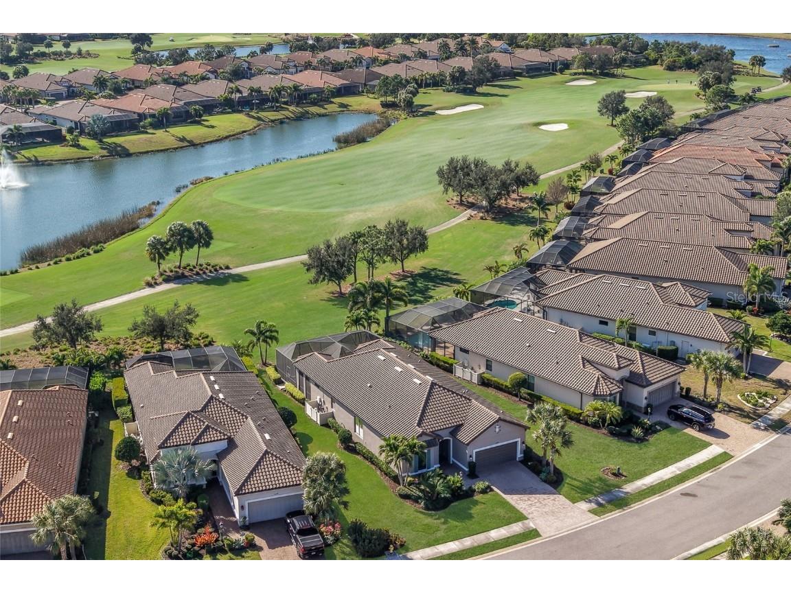 13204 Sorrento Way Lakewood Ranch FL 34211 A4674311 image1