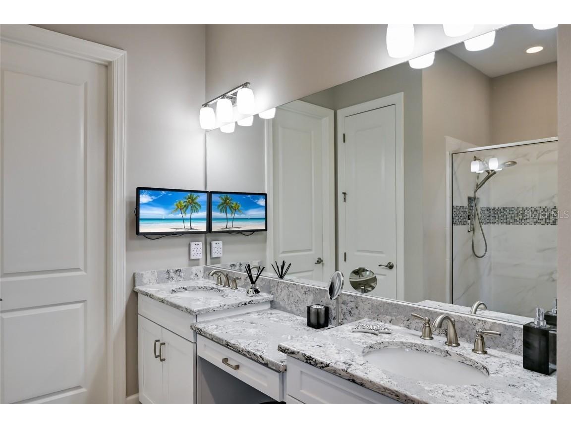 13204 Sorrento Way Lakewood Ranch FL 34211 A4674311 image30