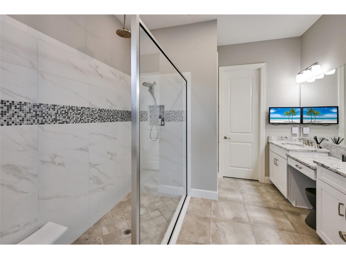 13204 Sorrento Way Lakewood Ranch FL 34211 A4674311 image31