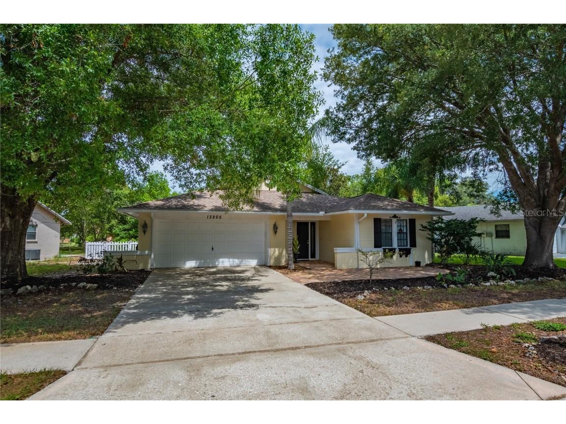 13205 Woodward Drive Hudson FL 34667 T3449900 image1