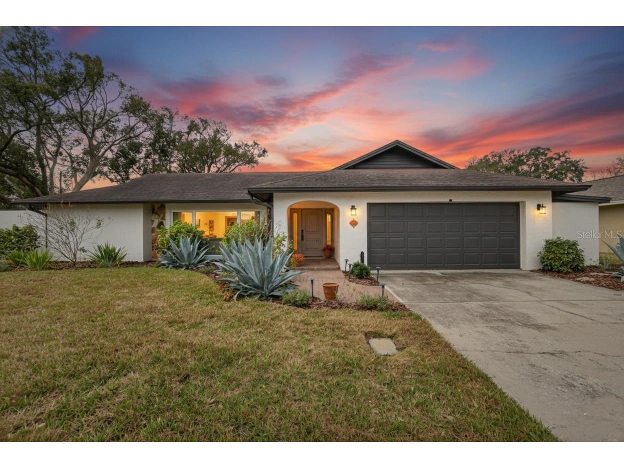 13206 Tifton Drive Tampa FL 33618 - Lake Ellen TB8464026 image1