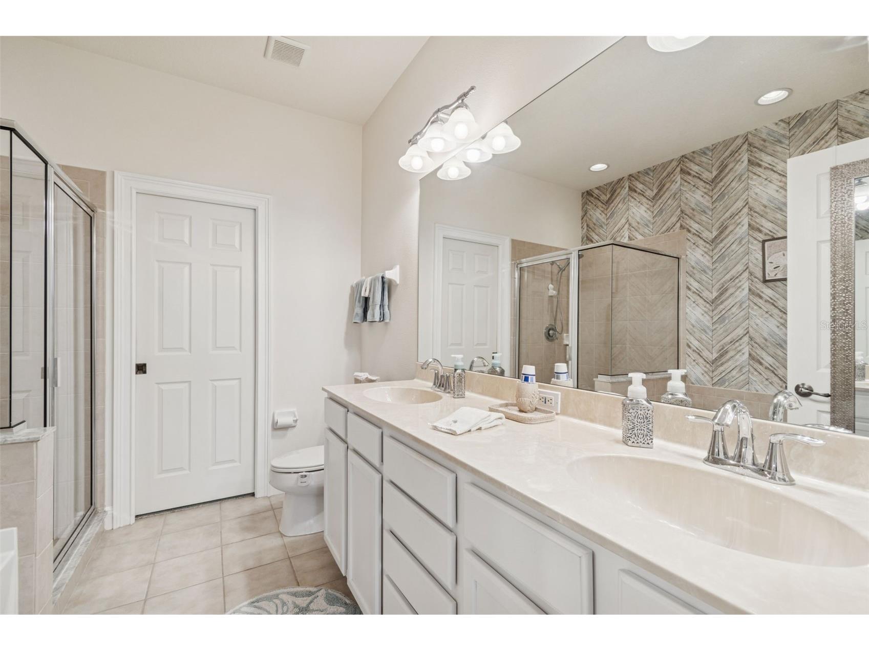 13207 San Blas Loop Largo FL 33774 TB8467680 image14